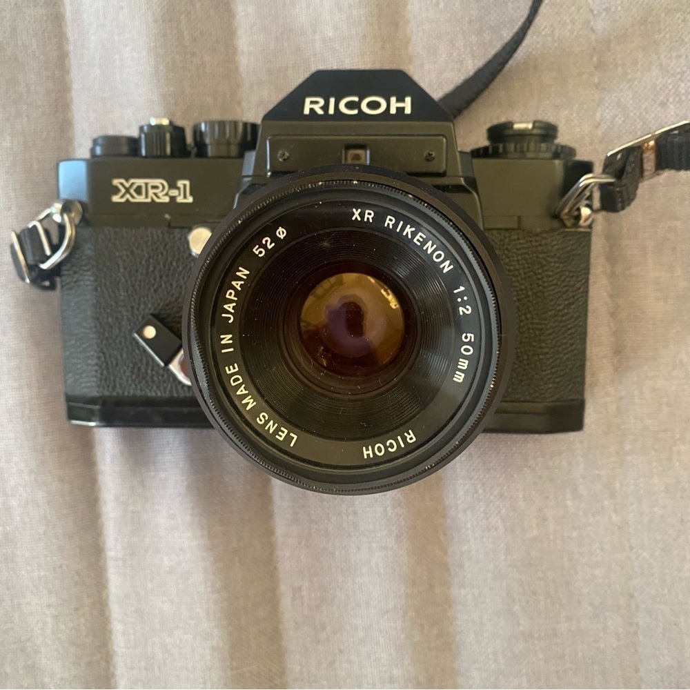Ricoh XR-1 Black Camera vintage Japanese camera - Picture 5 of 7